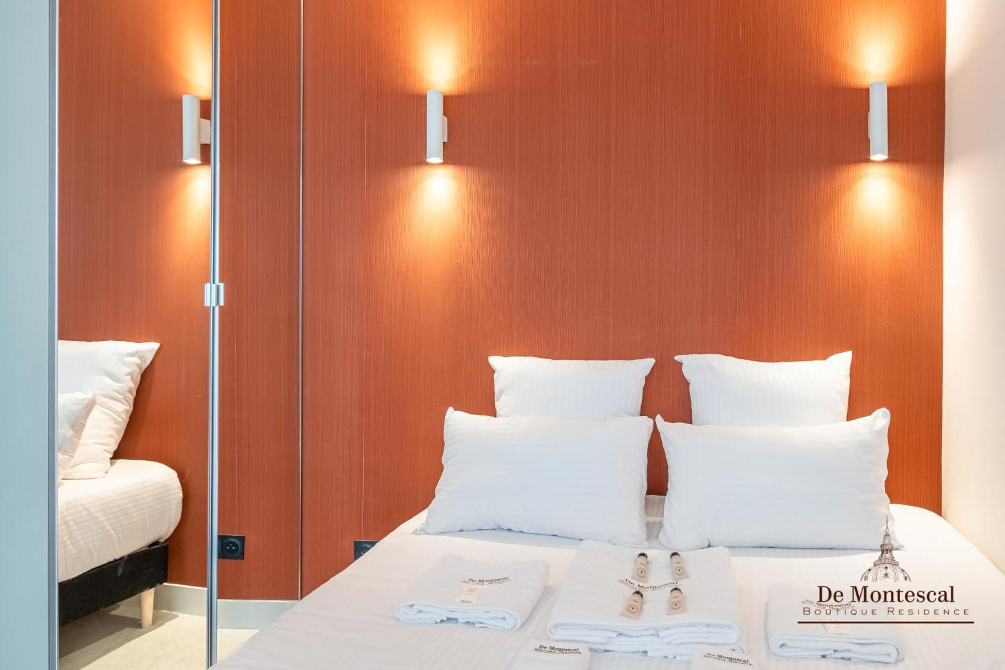 De Montescal - Hot Tub And Ac Cosy Apartment A Prime Location 40M2 Paris Eksteriør billede