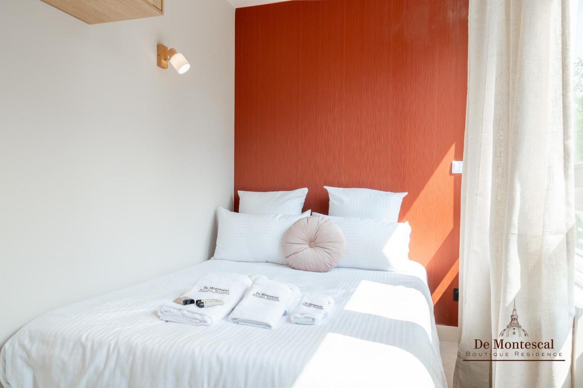 De Montescal - Hot Tub And Ac Cosy Apartment A Prime Location 40M2 Paris Eksteriør billede