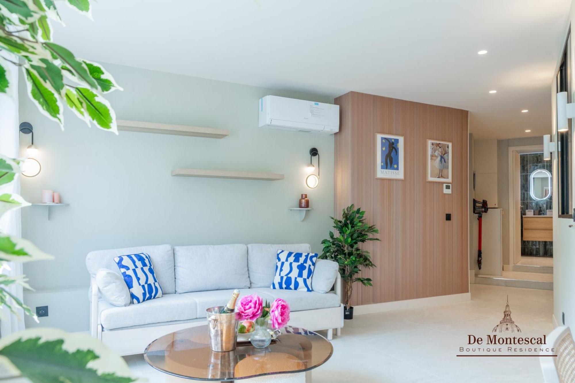 De Montescal - Hot Tub And Ac Cosy Apartment A Prime Location 40M2 Paris Eksteriør billede