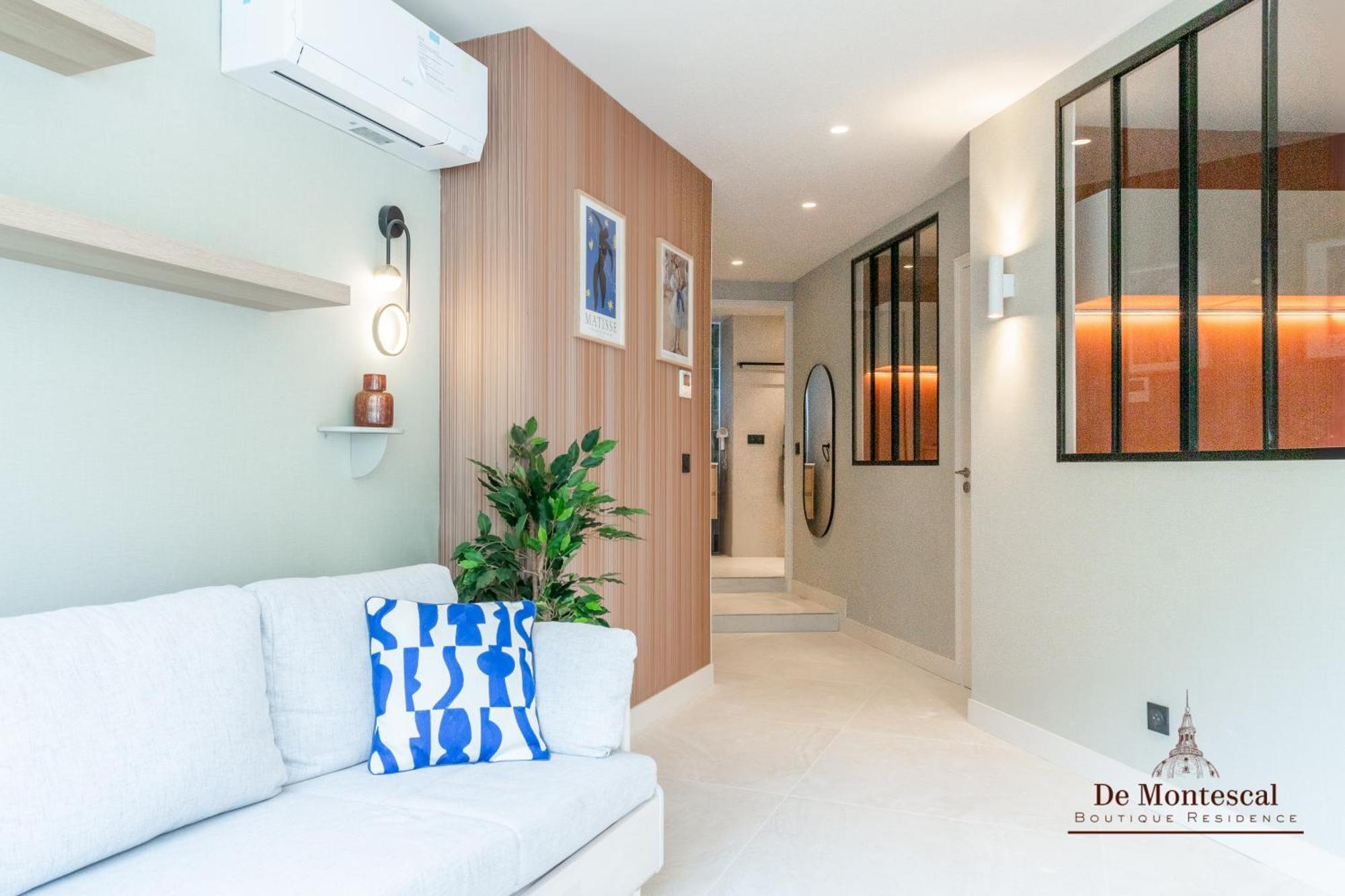 De Montescal - Hot Tub And Ac Cosy Apartment A Prime Location 40M2 Paris Eksteriør billede